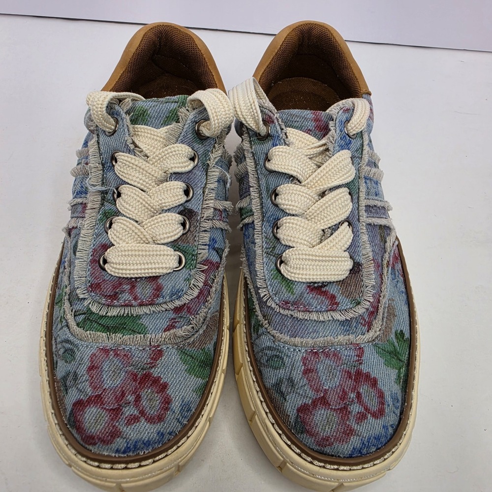 Vince Camuto Floral On Blue Size 7.5 Women's Tennis Shoes Sneakers